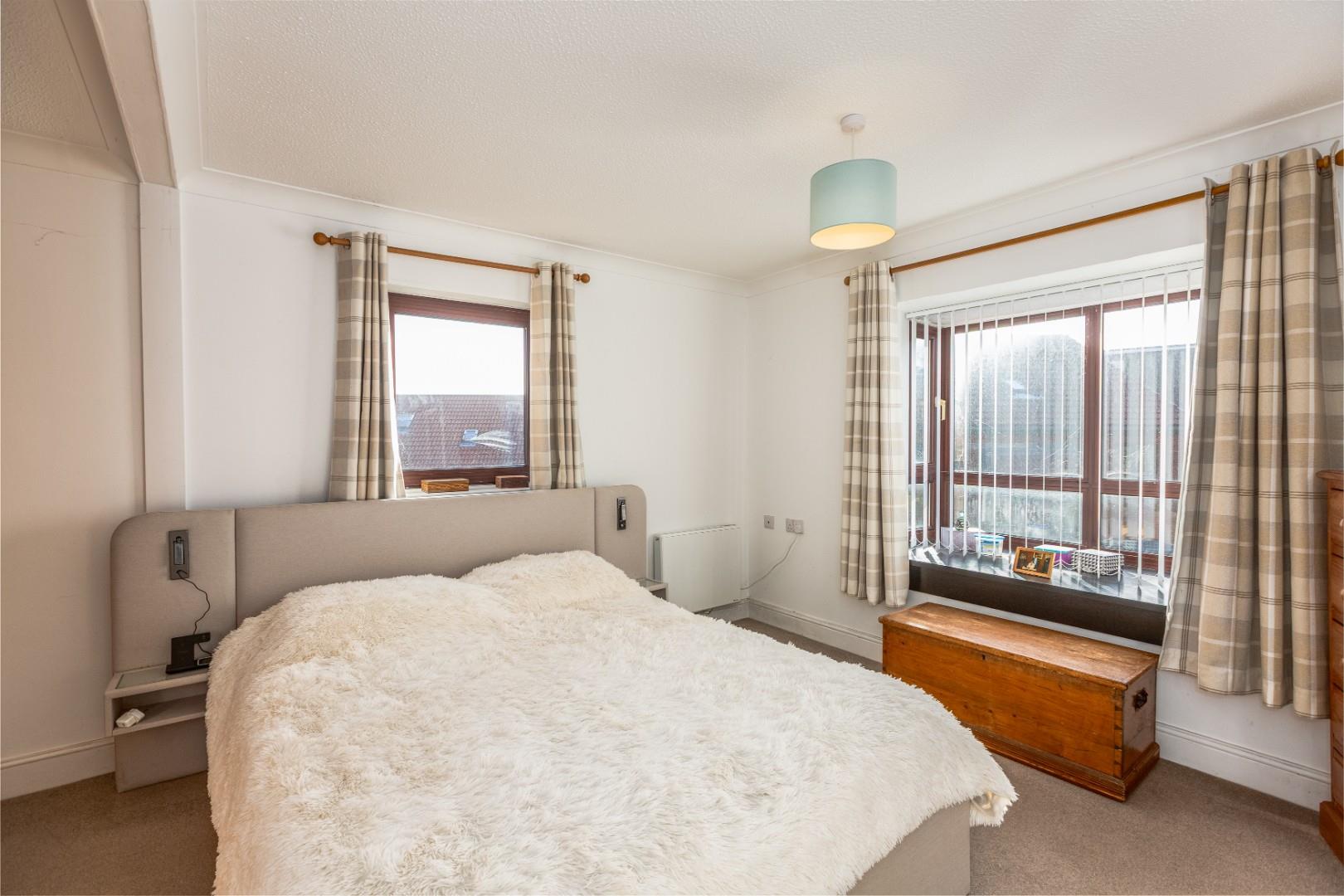 Folland Court, West Cross, Swansea, SA3 5BJ